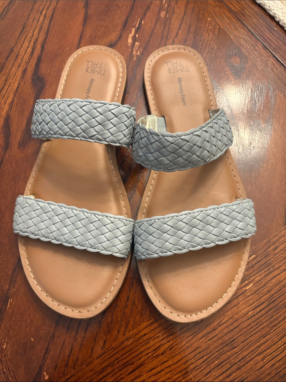 Time and Tru Light Gray Woven Double-Strap Slide Sandals